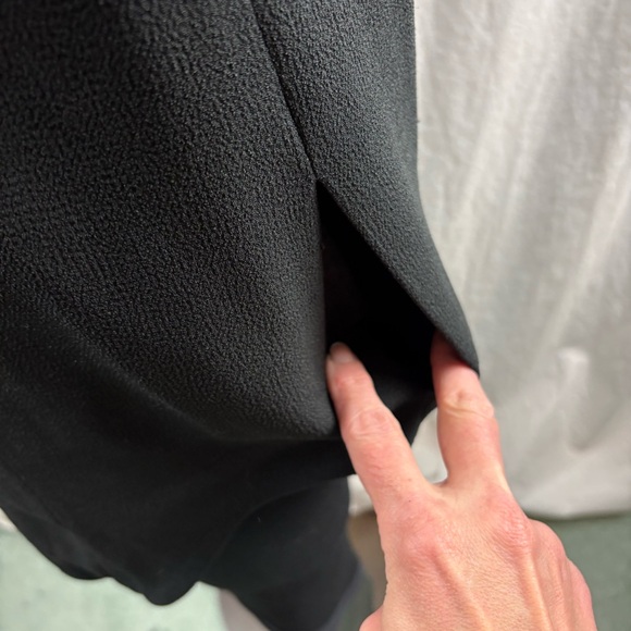 Aritzia Wilfred Classic Black Suit Jacket M - Picture 7 of 10